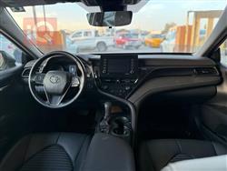 تۆیۆتا کامری